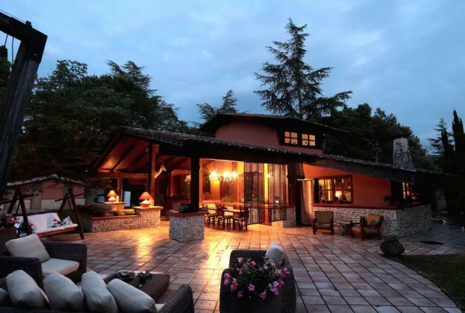 I Lari Castel Del Monte Bed & Breakfast Кастел дел Монте Екстериор снимка