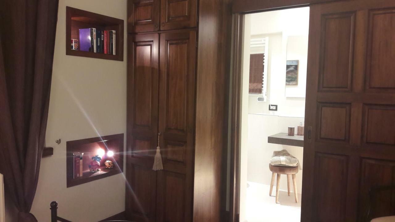 I Lari Castel Del Monte Bed & Breakfast Кастел дел Монте Екстериор снимка