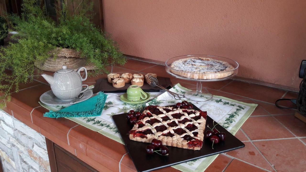 I Lari Castel Del Monte Bed & Breakfast Кастел дел Монте Екстериор снимка